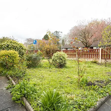 M9 Guest House-2