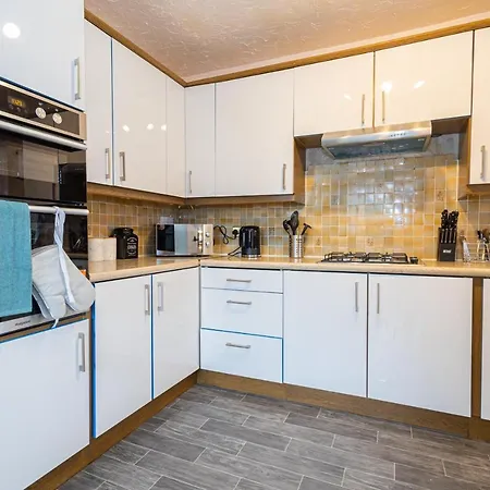 M9 Guest House-3